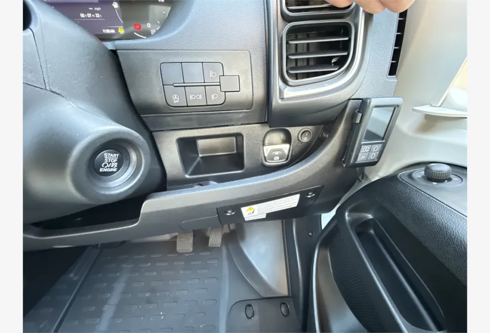 Pilote  P746 FC Expression 2024
