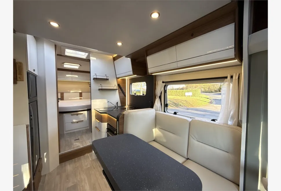 Pilote  P746 FC Expression 2024