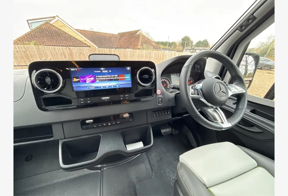 Hymer  Grand Canyon S CrossOver 