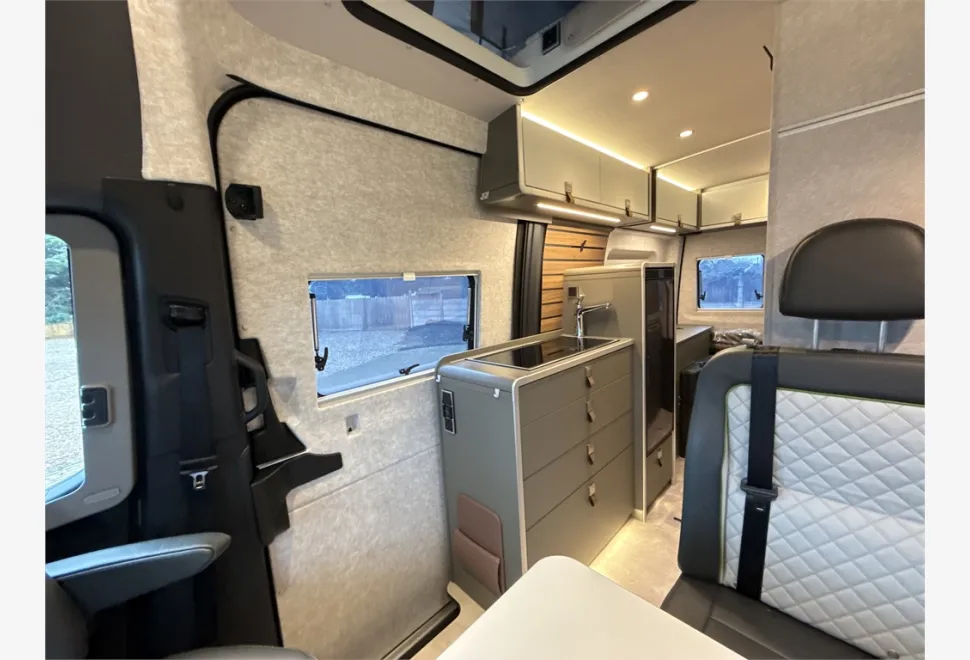 Hymer  Grand Canyon S CrossOver 