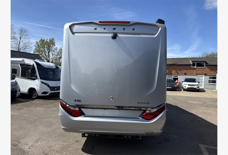 Hymer  B-ML I 790 BlackLine 