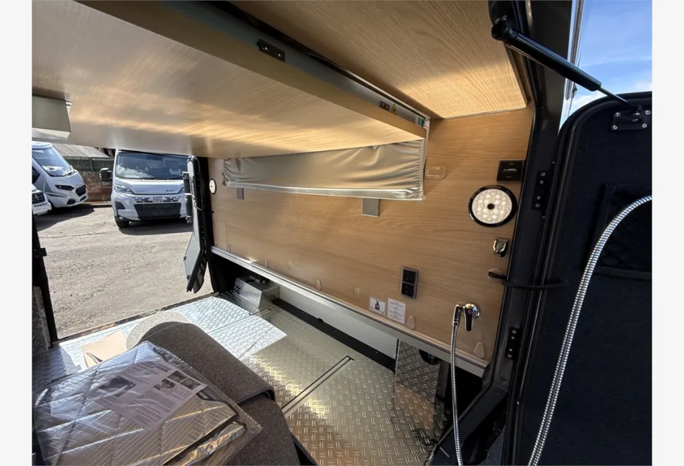 Hymer  B-ML I 790 BlackLine 