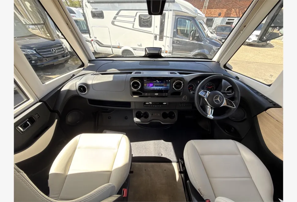 Hymer  B-ML I 790 BlackLine 
