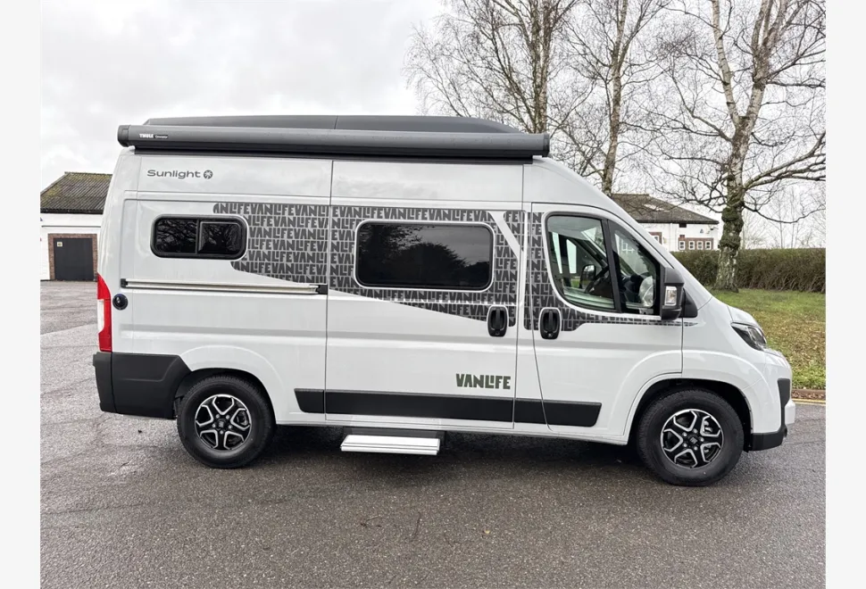 Sunlight  Cliff 540 Vanlife 