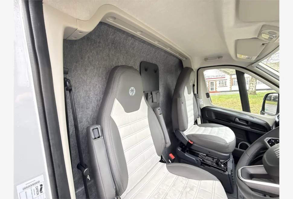 Sunlight  Cliff 540 Vanlife 
