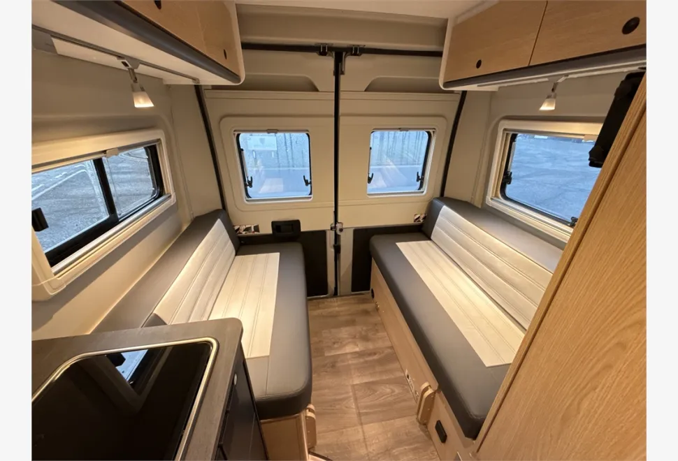 Sunlight  Cliff 540 Vanlife 