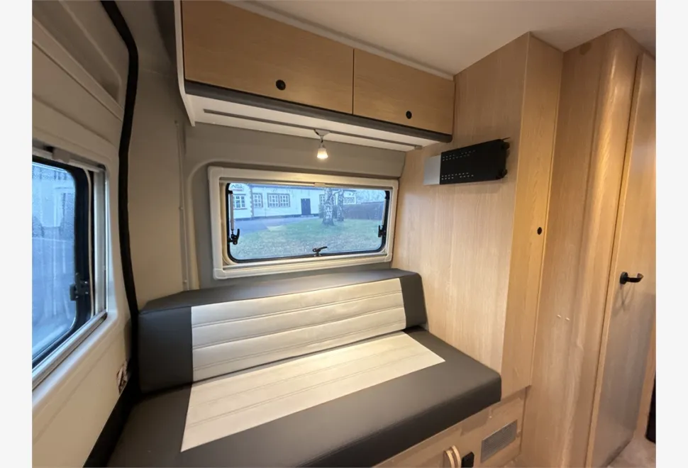 Sunlight  Cliff 540 Vanlife 