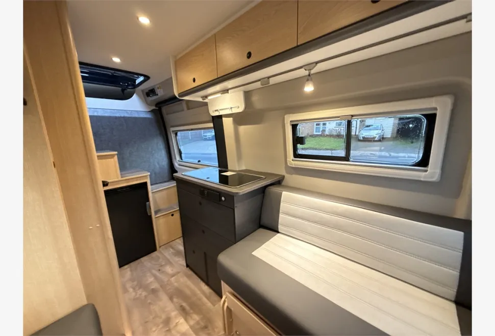 Sunlight  Cliff 540 Vanlife 