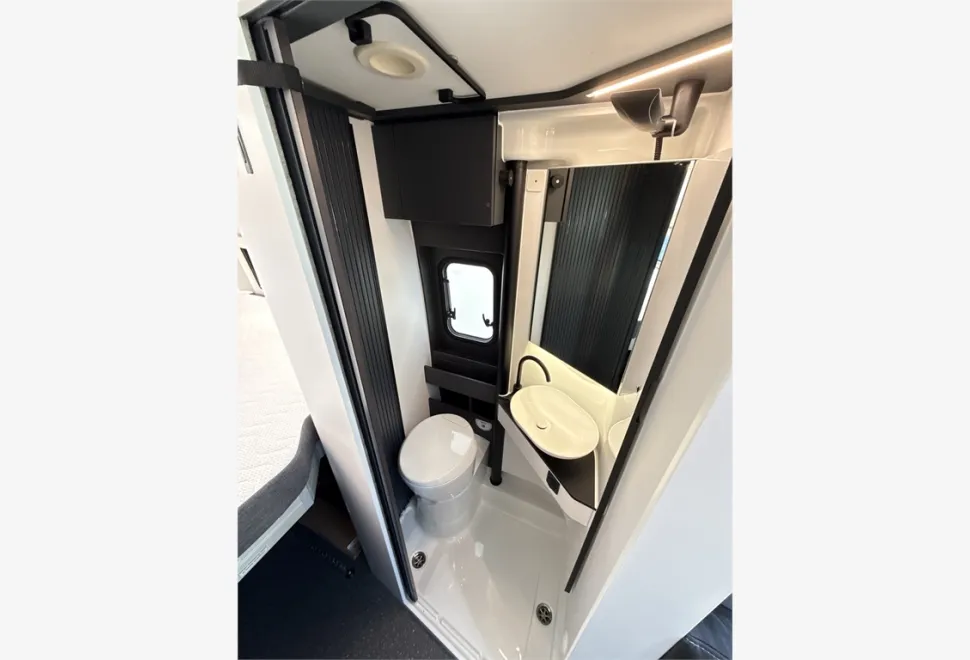 Adria  TWIN SUPREME 640 SGX 