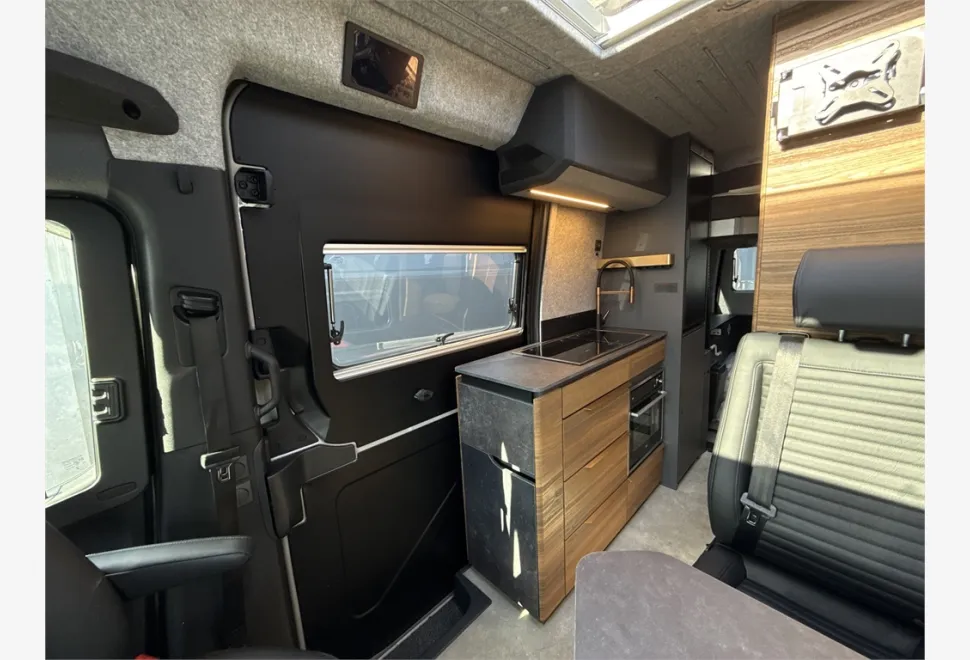 Adria  SUPERTWIN 700 SGX 