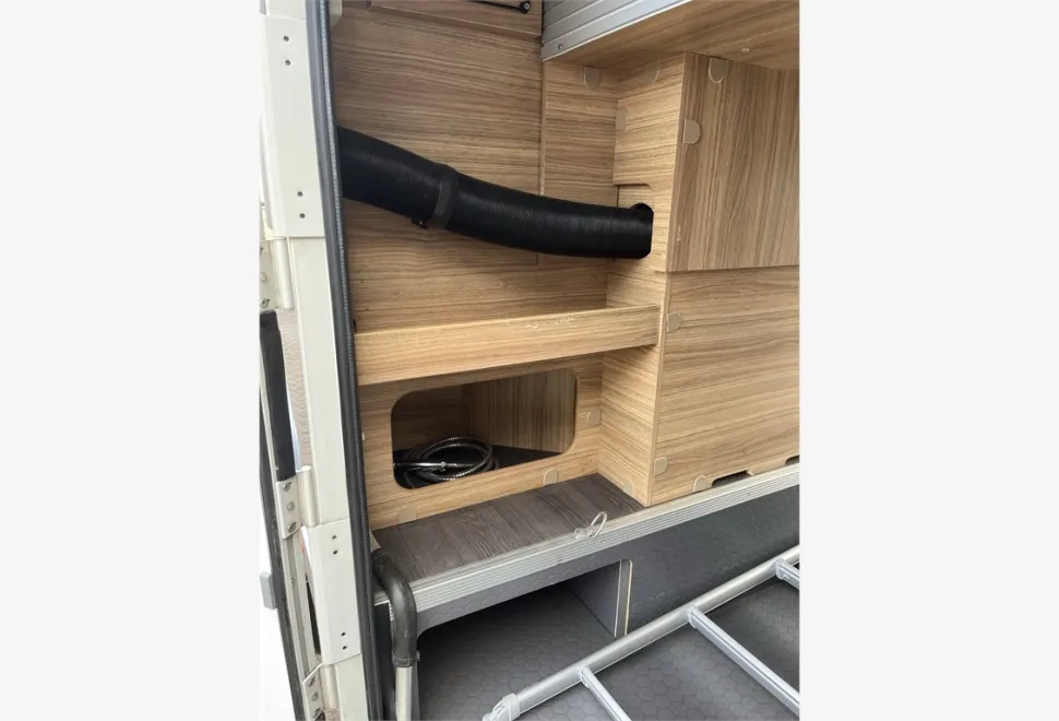 Adria  Sonic 810 SC 2020