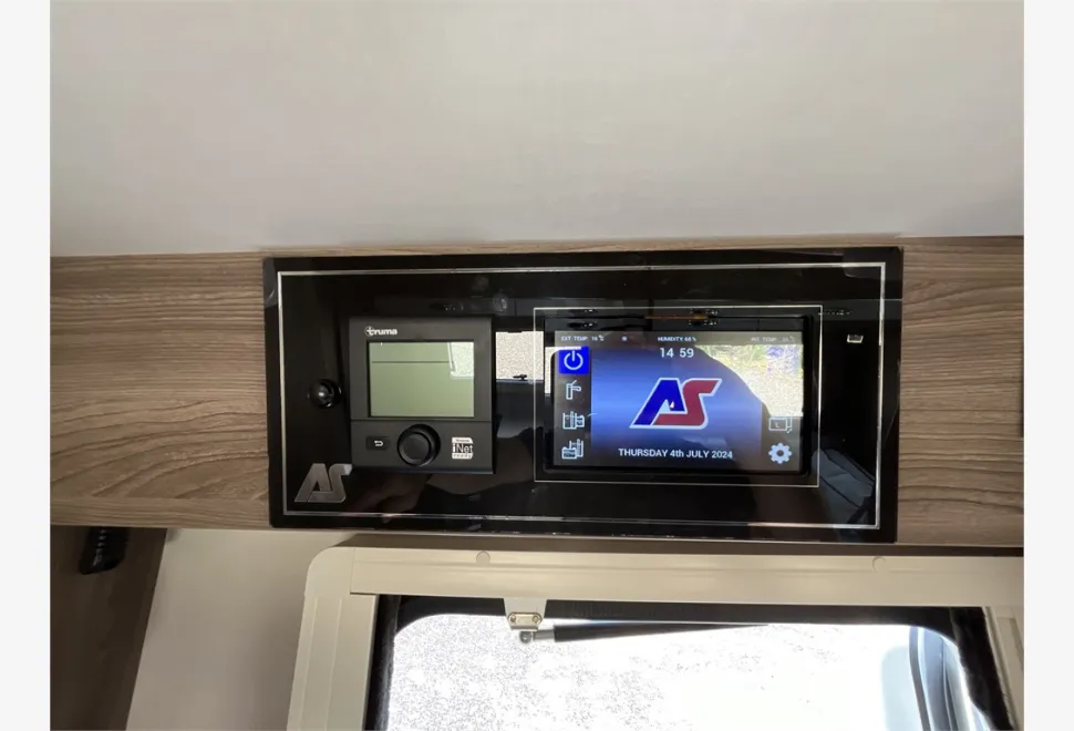 Auto-Sleepers  Corinium FB 2021