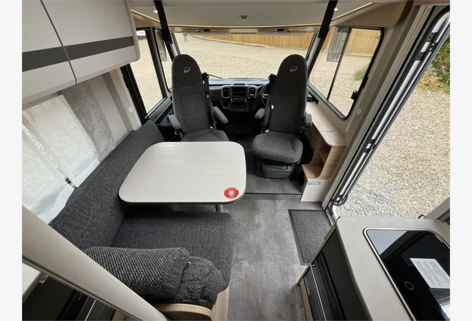 Dethleffs  Globebus I6 