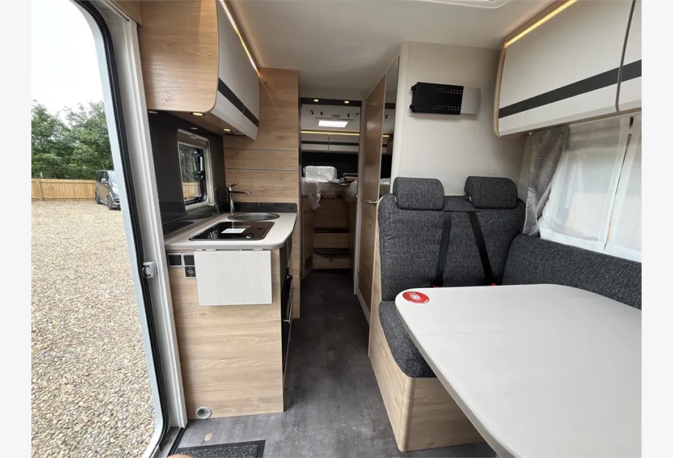 Dethleffs  Globebus I6 