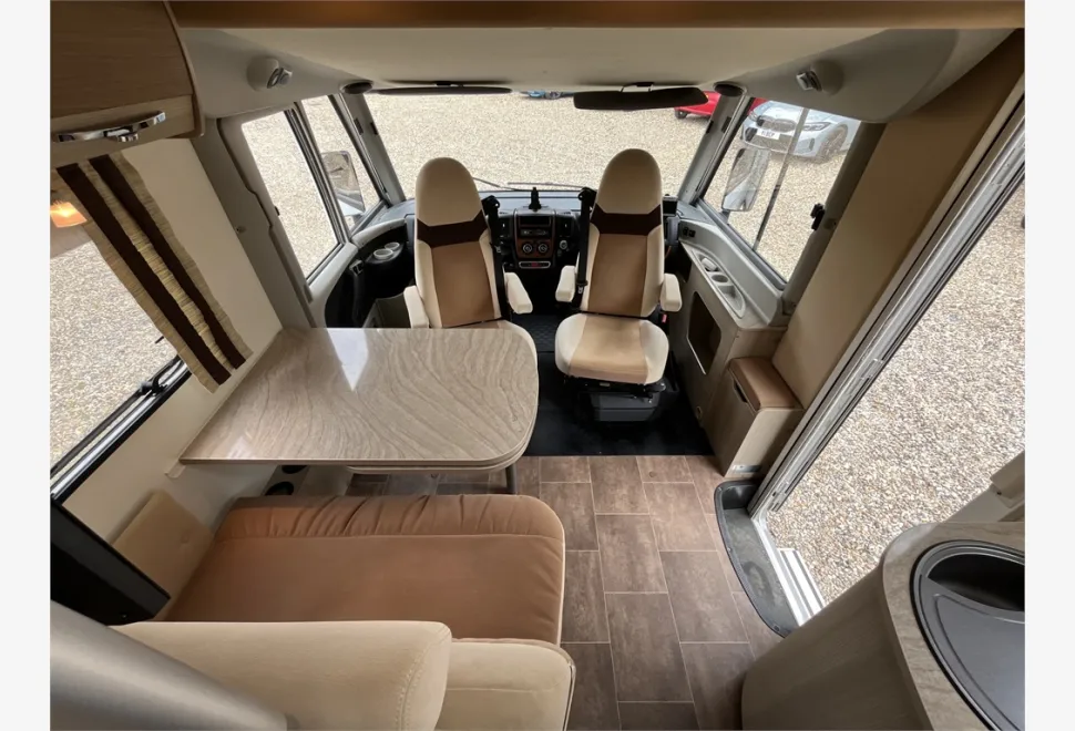 Burstner  Viseo i690 2014