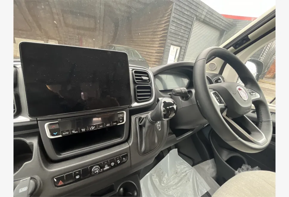 Pilote  Van Premium V630LG 