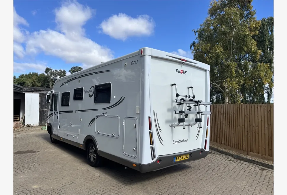 Pilote  Explorateur G741 J 2013