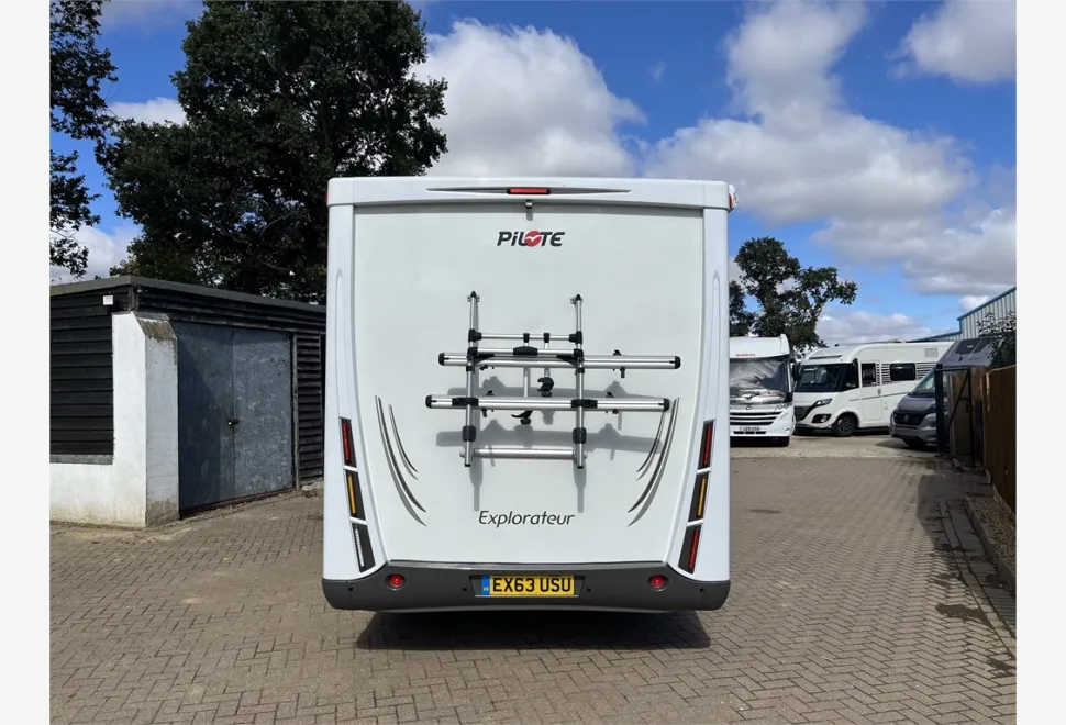 Pilote  Explorateur G741 J 2013