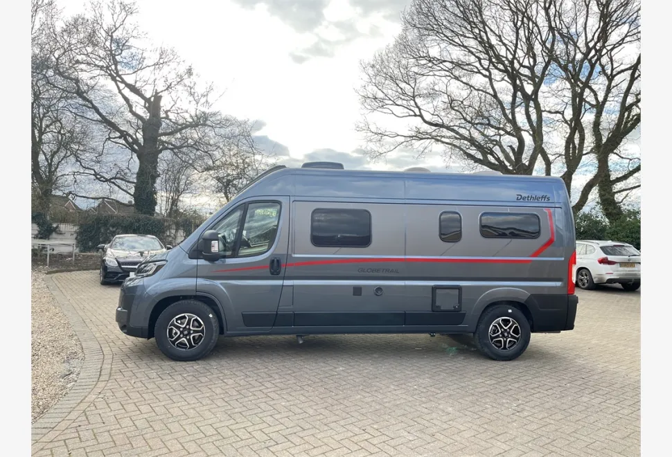 Dethleffs  Globetrail 600 DS 