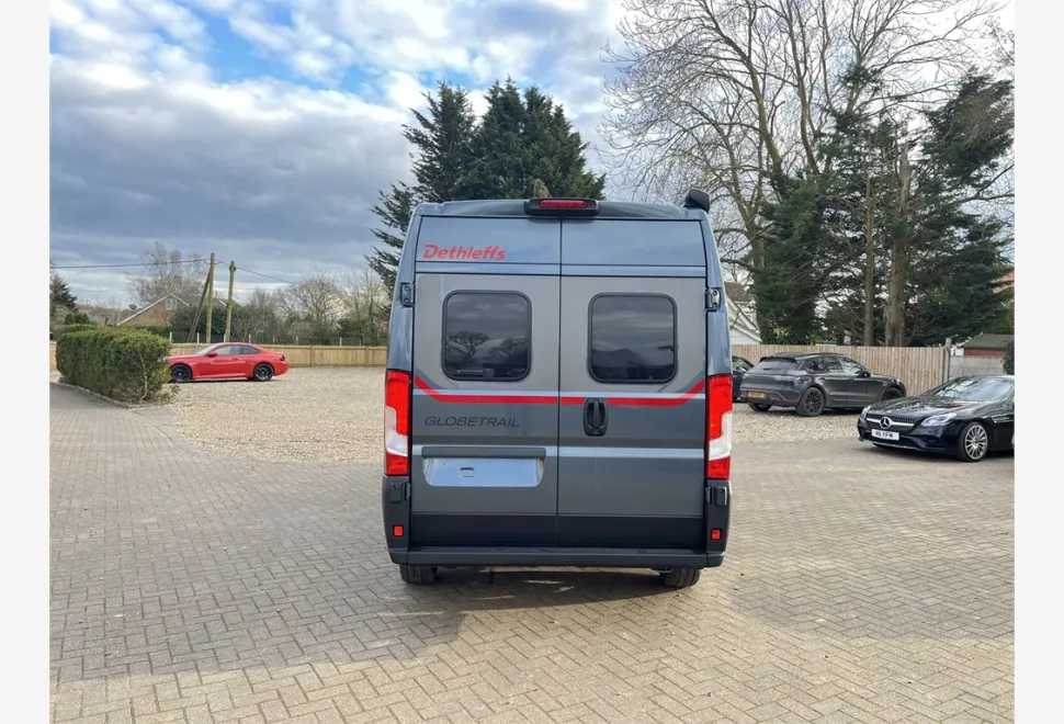 Dethleffs  Globetrail 600 DS 