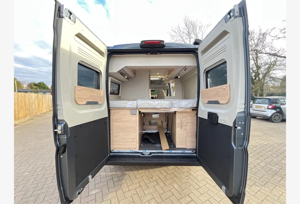 Dethleffs  Globetrail 600 DS 