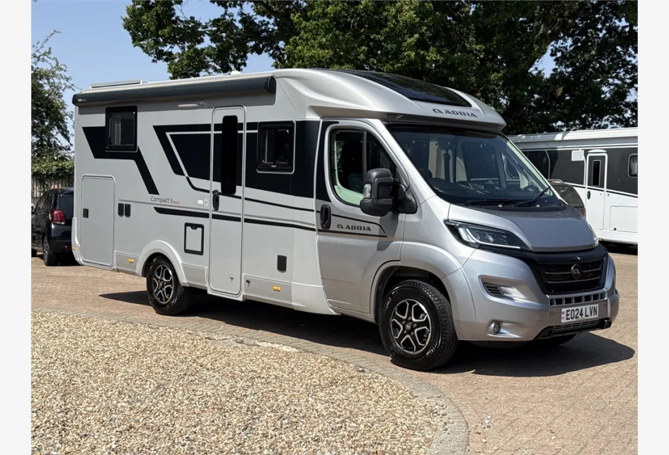 Adria  Compact Supreme DL 2024
