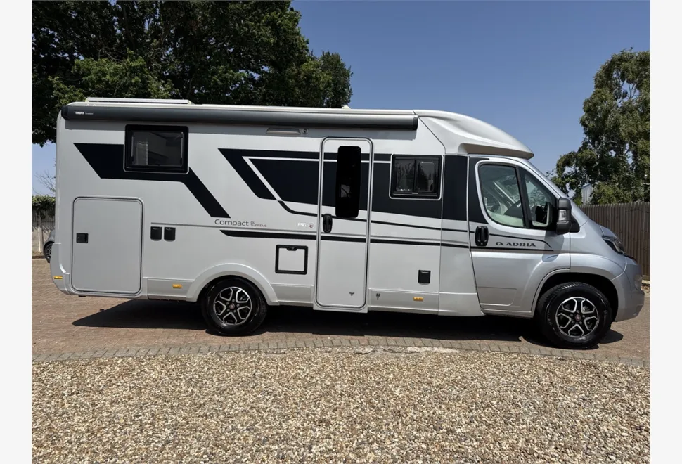 Adria  Compact Supreme DL 2024