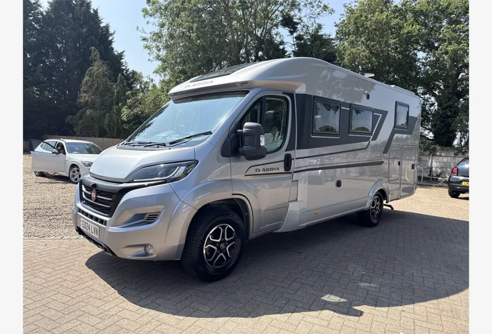 Adria  Compact Supreme DL 2024