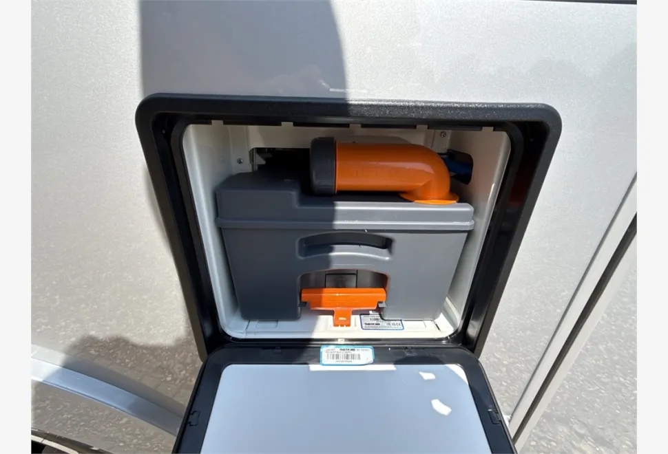 Adria  Compact Supreme DL 2024
