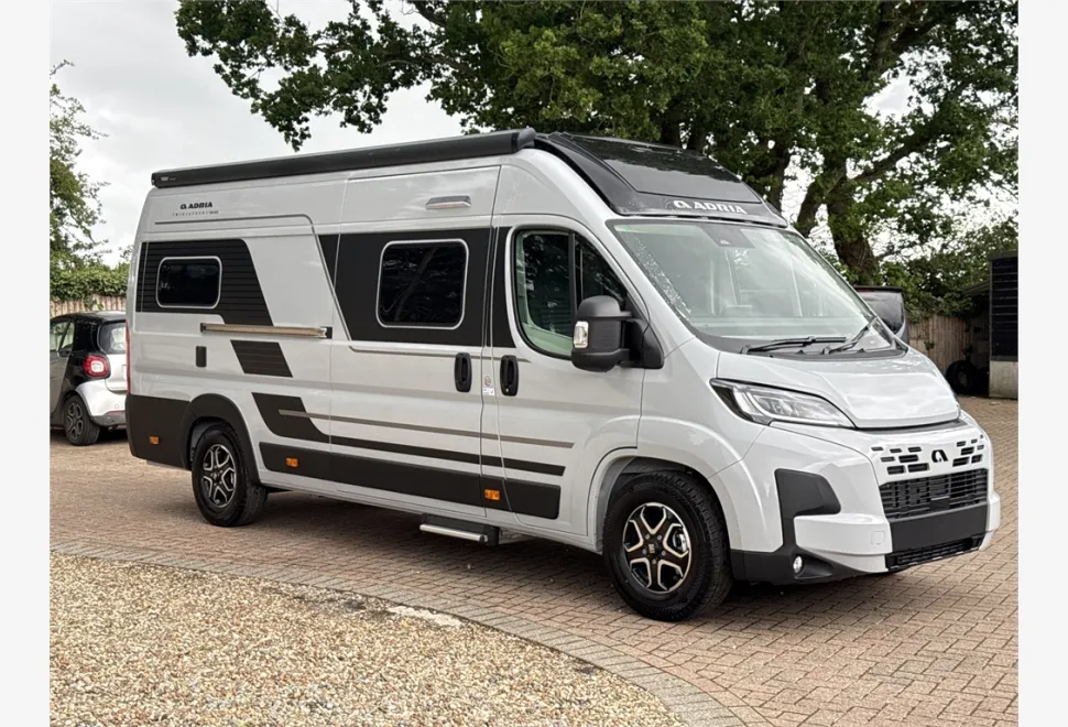 Adria  TWIN SUPREME 640 SGX 