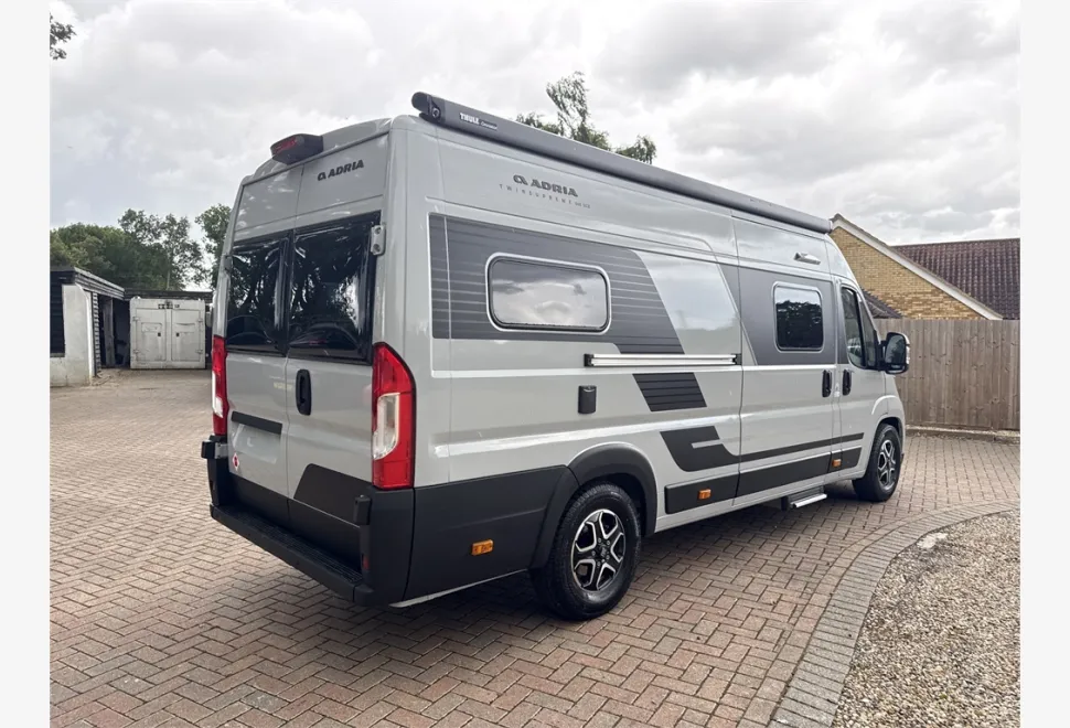 Adria  TWIN SUPREME 640 SGX 