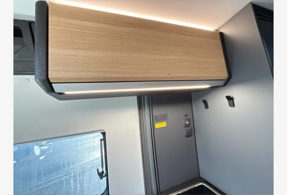 Adria  Twin 640 SGX 60 Y 