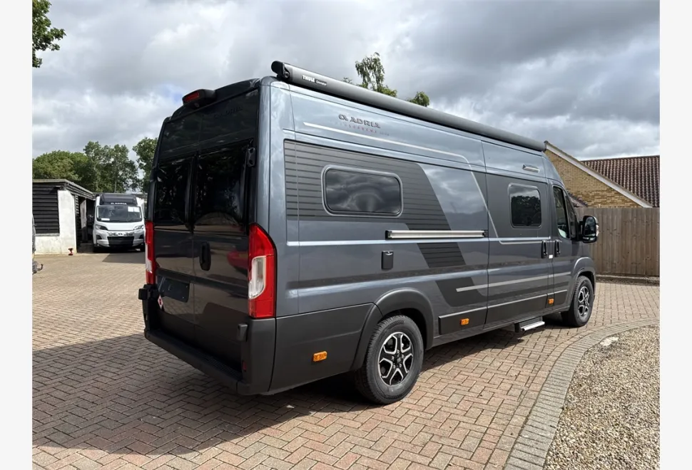 Adria  TWIN SUPREME 640 SLB 
