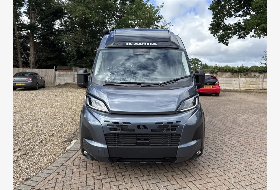 Adria  TWIN SUPREME 640 SLB 