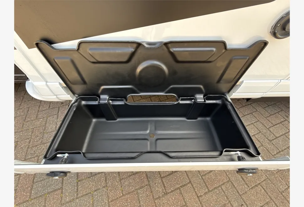 Pilote  P740FGJ Evidence 