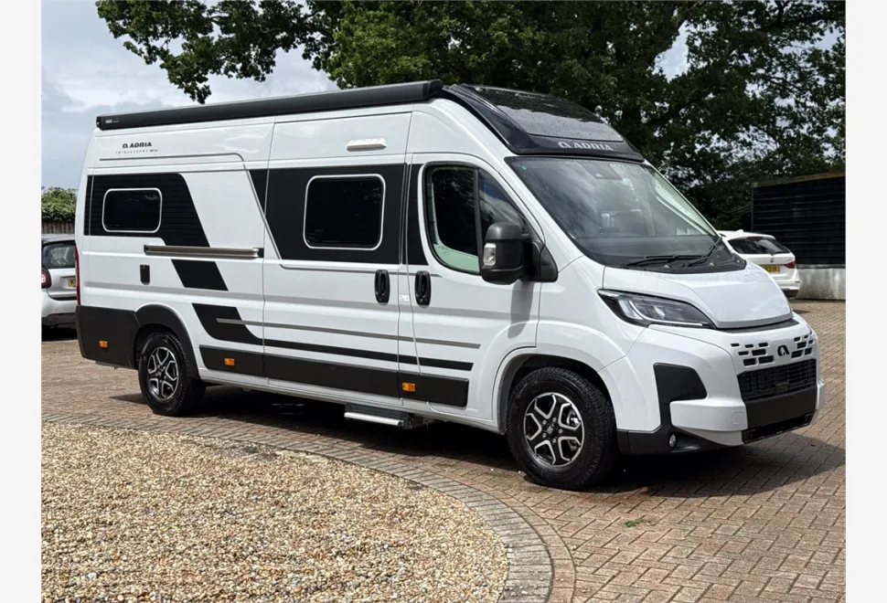 Adria  TWIN SUPREME 640 SLB 