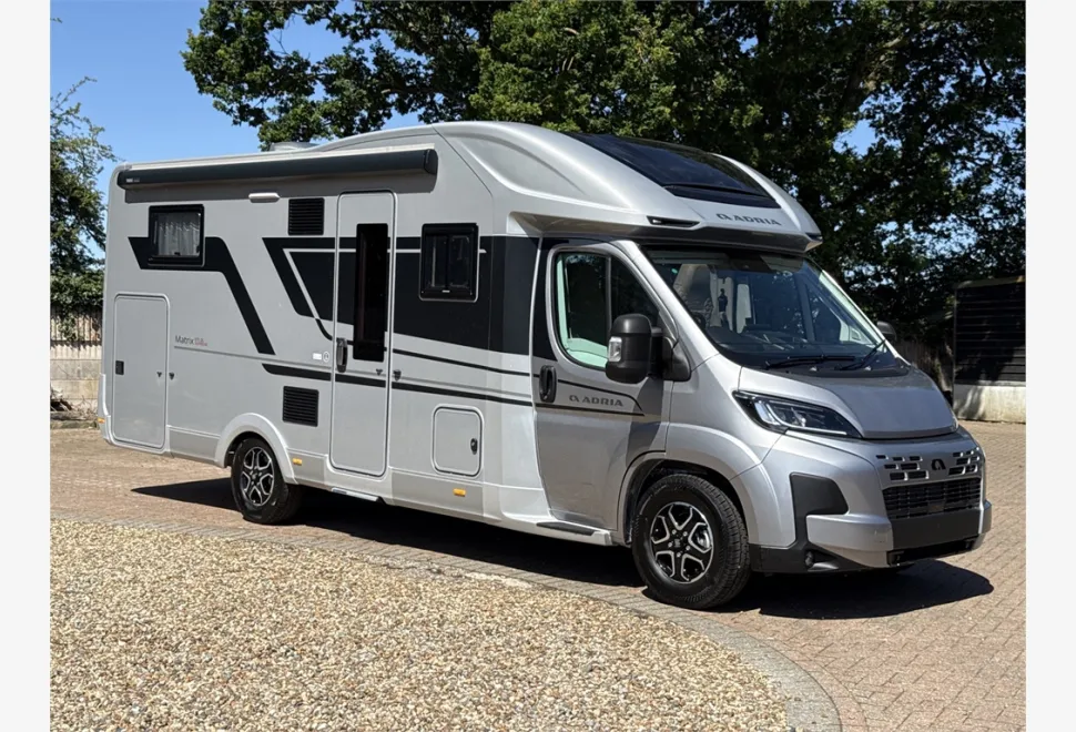 Adria  MATRIX SUPREME 670 DL 