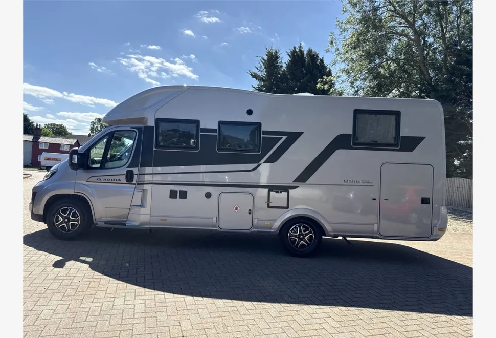 Adria  MATRIX SUPREME 670 DL 