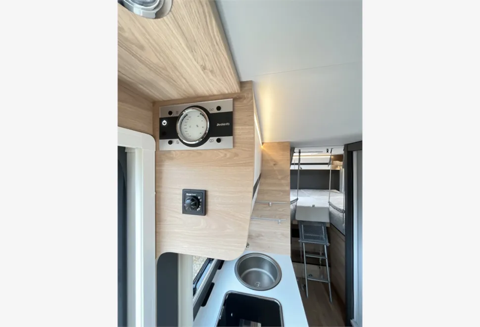 Dethleffs  Globebus GO T45 LHD 