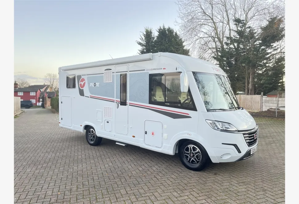 Pilote  G690GJ 2024