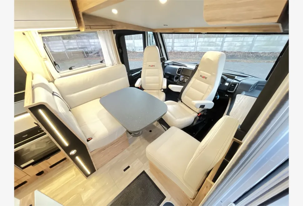 Pilote  G690GJ 2024