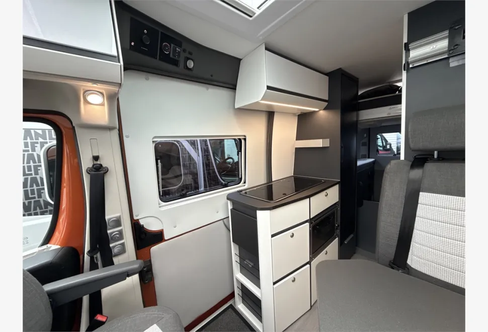 Adria  Twin Supreme 640 SGX 2021