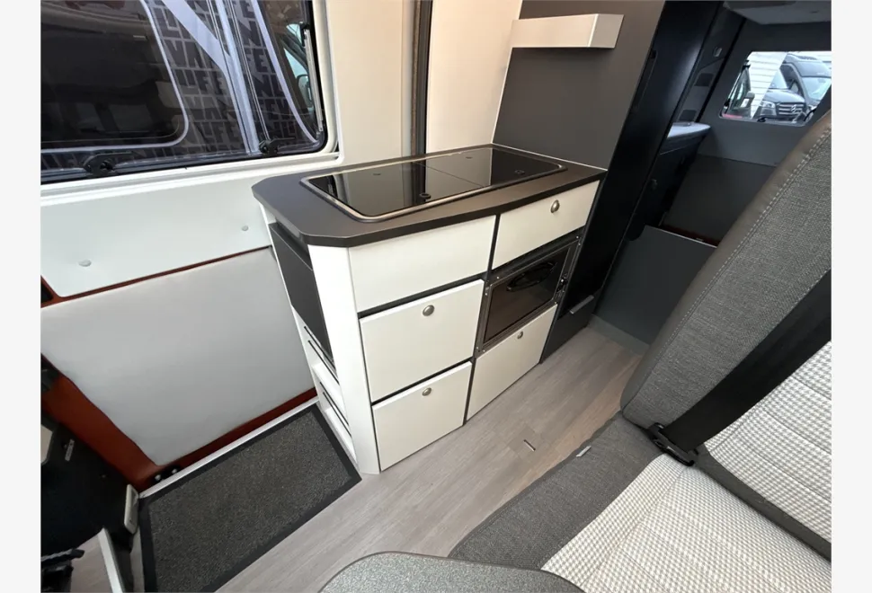 Adria  Twin Supreme 640 SGX 2021