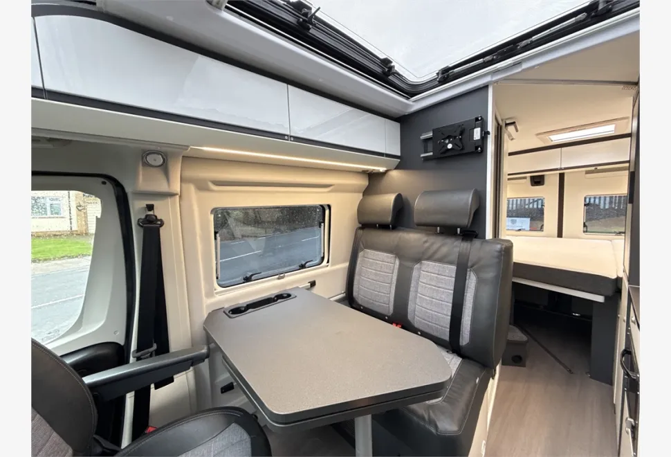 Adria  Twin Supreme 600 SPB 2024