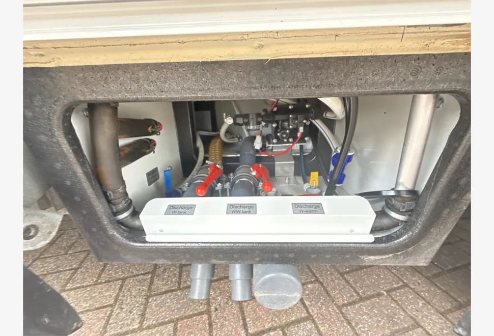 Niesmann+Bischoff  Arto 77E 2020