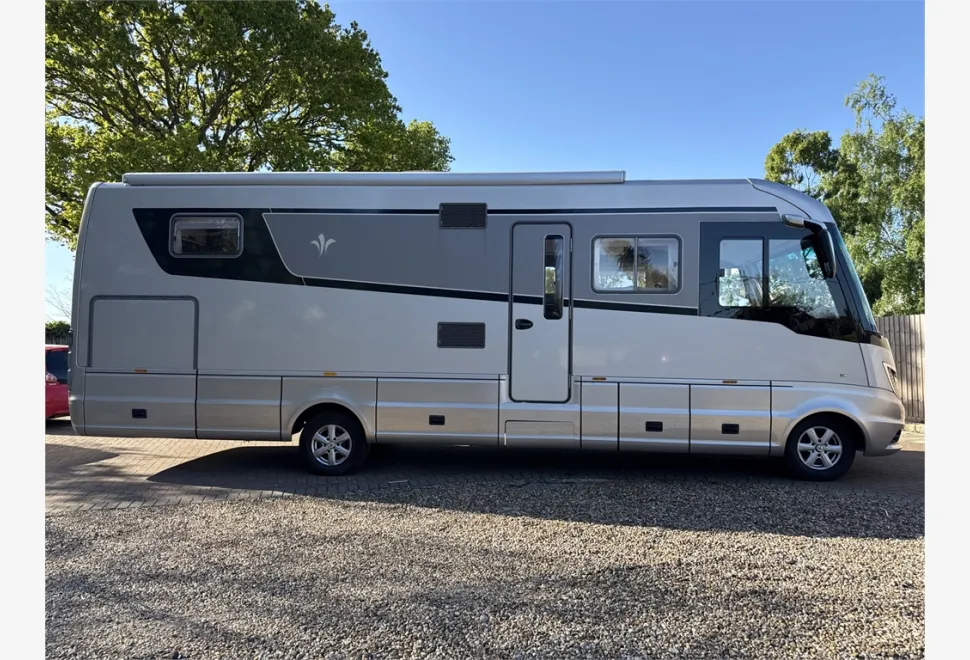 Niesmann+Bischoff  Flair 920 LF 2017