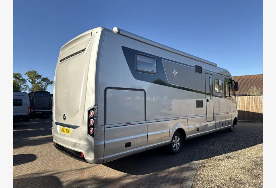 Niesmann+Bischoff  Flair 920 LF 2017