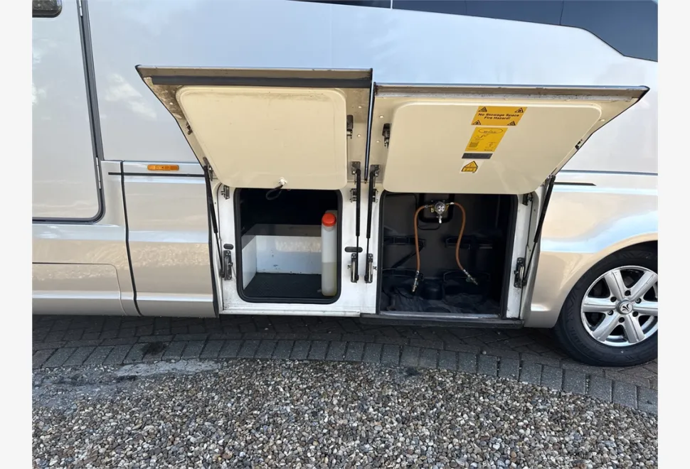 Niesmann+Bischoff  Flair 920 LF 2017