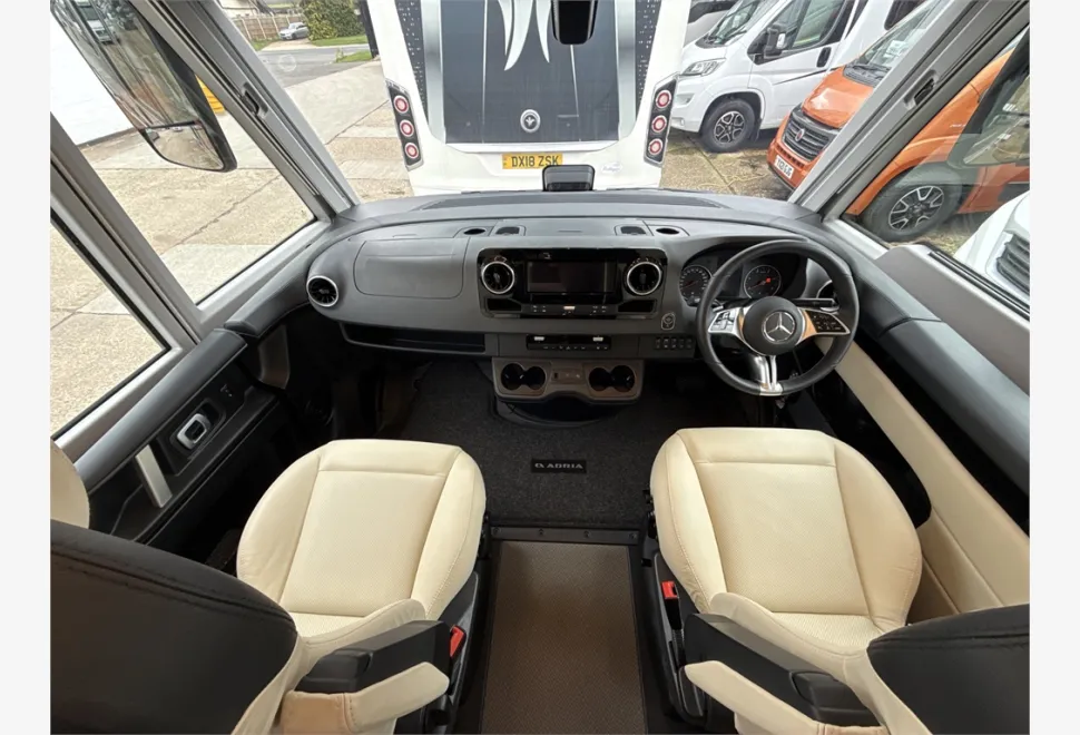 Adria  SUPERSONIC 780 DL 