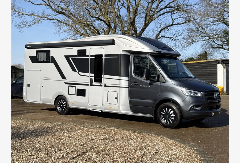 Adria  CORAL SUPREME MB 670 SL 